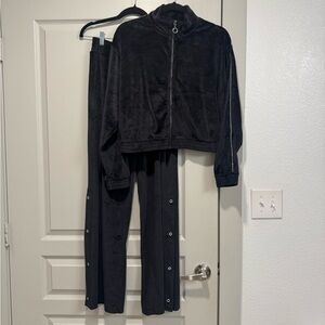 Victoria's Secret Velour diamond set